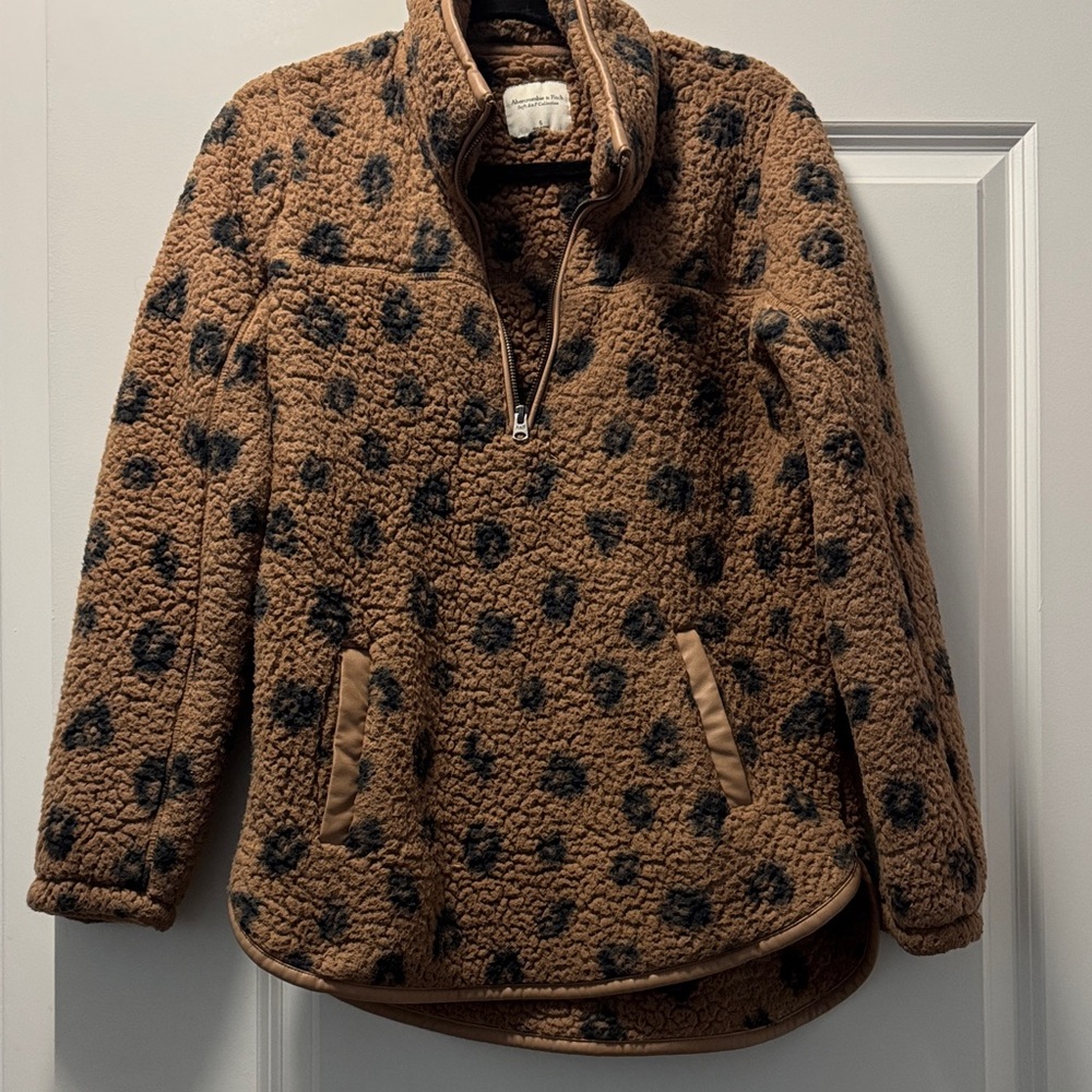Abercrombie & Fitch Tan and Black Fleece Jacket